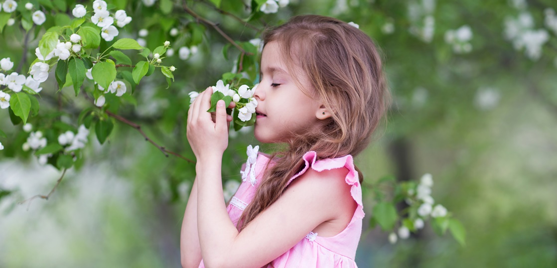 【美人育児】香りは運命も変える！香りのたしなみを幼少期から楽しむことで自分と他人をコントロール
