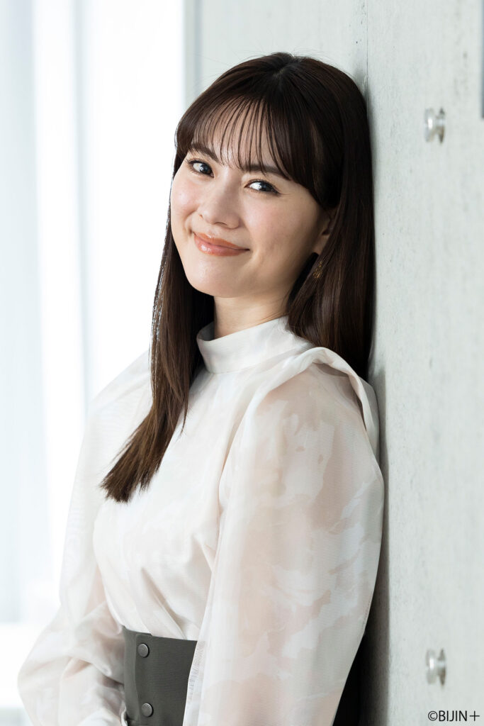 安座間美優の美書道】如月／2月「悠々」 | BIJIN＋（美人プラス）