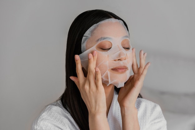 【美人づくり】肌荒れにはヨモギのシートマスクがおすすめ！気になるヨモギの美肌効果とは？