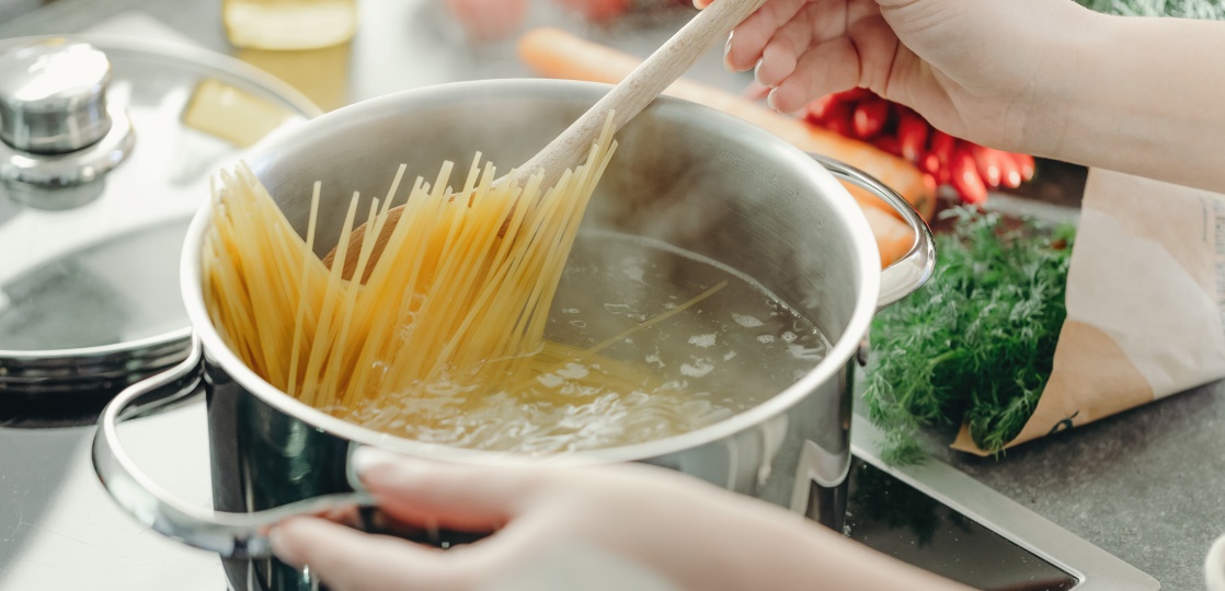 【美人フード】パスタもラーメンもヘルシーに！ダイエット中でも食べられる豆からできたヌードル「ZENB」とは？