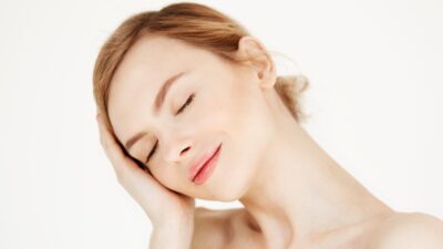 【美人づくり】化粧水いらずの実力派美容液「SKIO」でシルク肌に