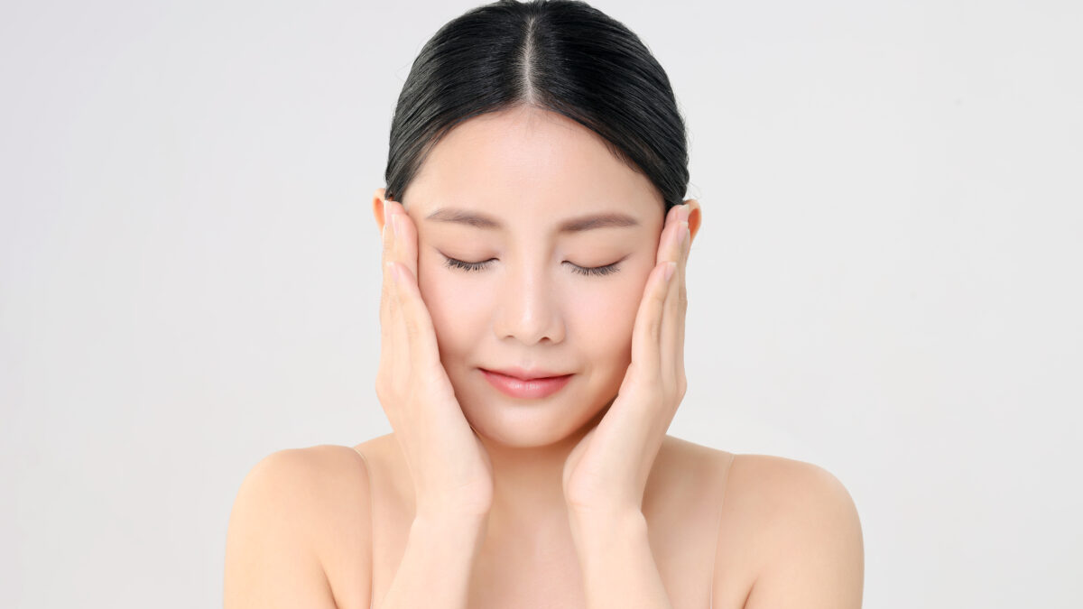 【美女活】美は日常の習慣から。忙しい私を支える「家・職場での置き美容」