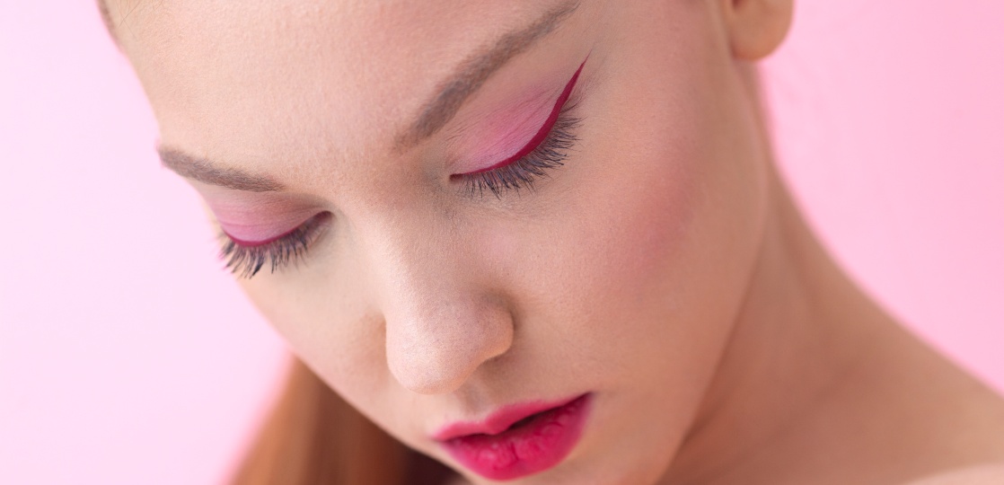 【美人づくり】ピンクメイクで春のおしゃれを先取り｜コツ＆おすすめコスメをご紹介