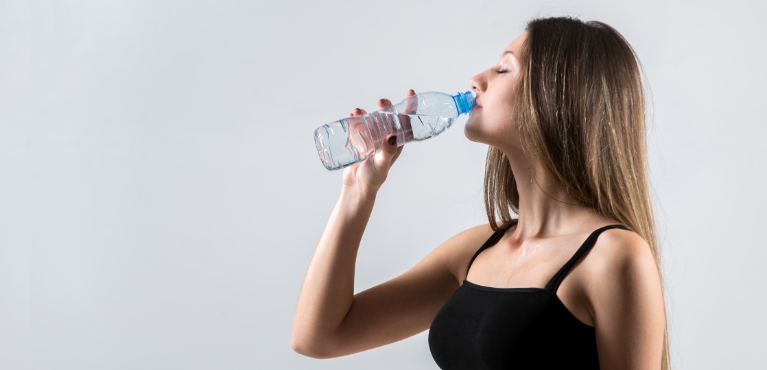 【美人づくり】美肌に欠かせない水分補給｜冬に気をつけたい「かくれ脱水」の原因と対策