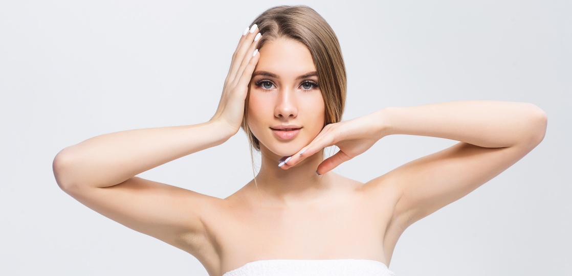 【美人づくり】ツヤ肌小顔を作るには？メイク前に取り入れたい美顔テクニック