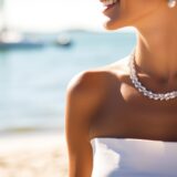 【美女活】夏のシンプルコーデに映える！ロングネックレスで大人のアクセントを