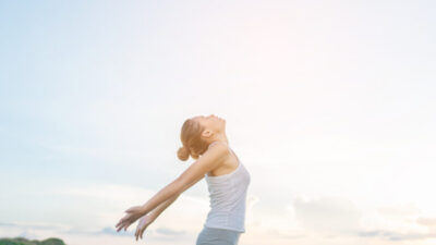 【美人づくり】ビタミンD不足が肌荒れを招く？美肌と日光のバランス術