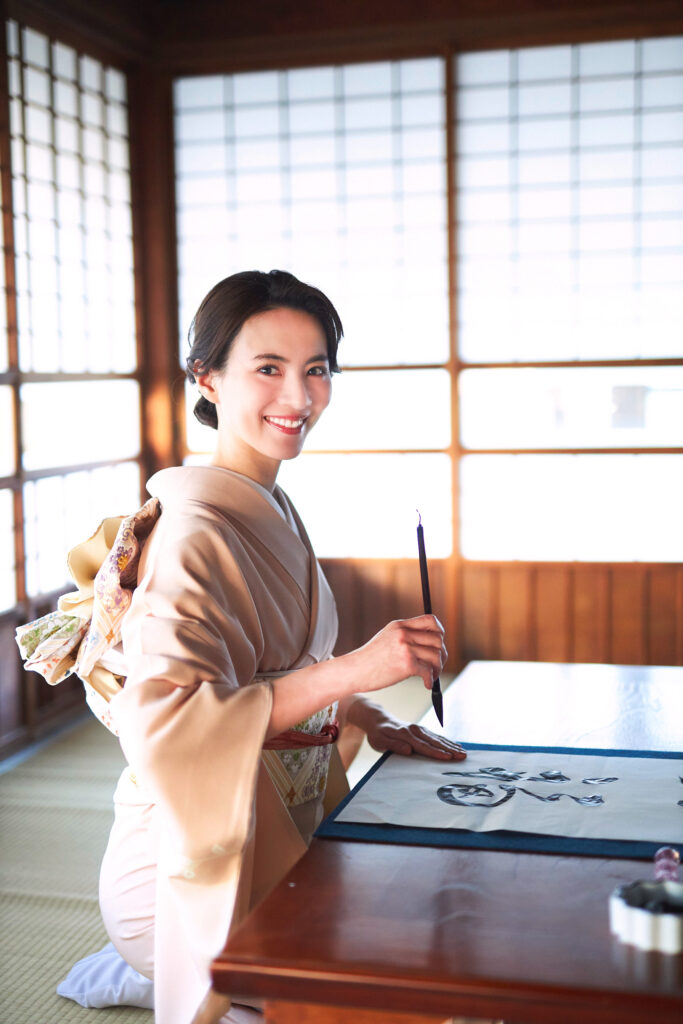 安座間美優の美書道