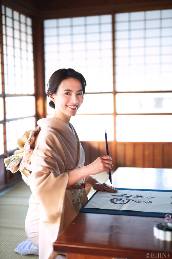 安座間美優の美書道