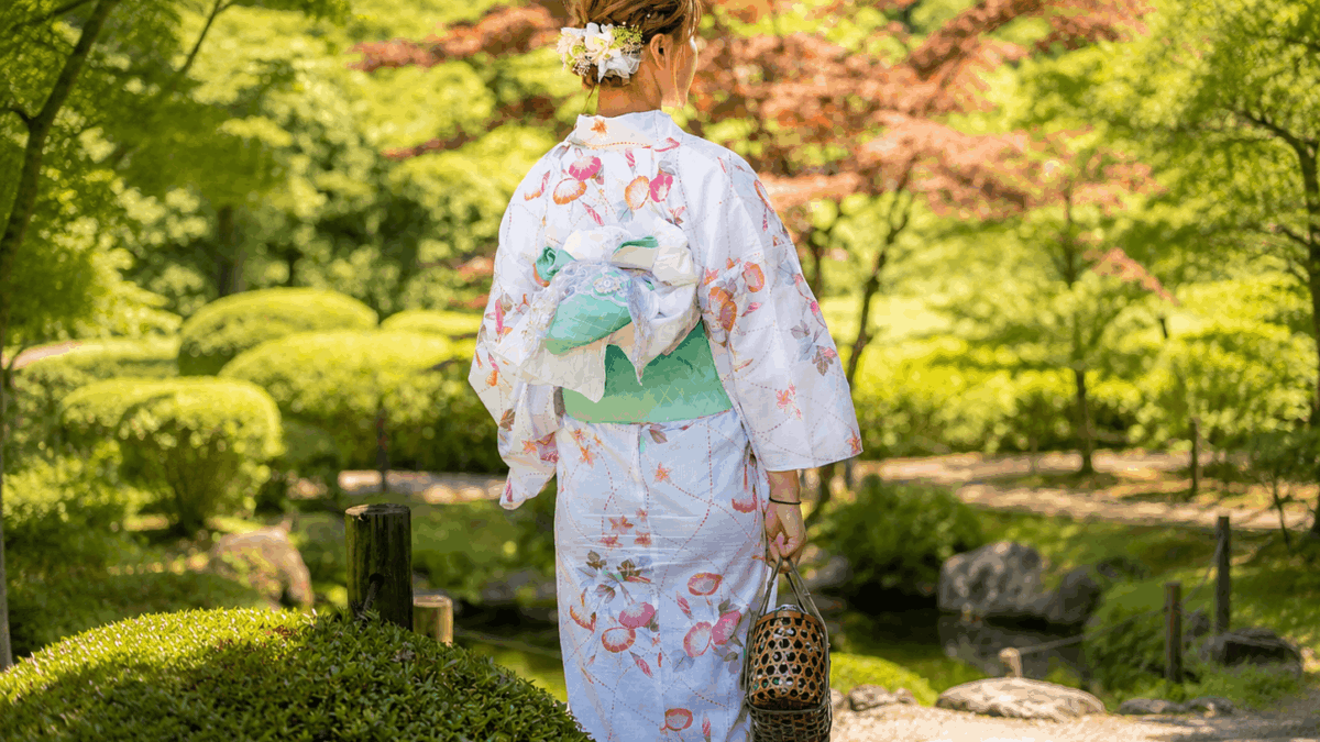 ディレクター中村麻美さんが手がける「ánuans」。キレイめママが今、着たい服