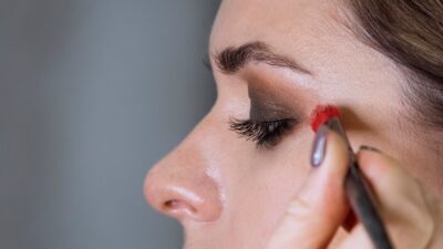 【美人づくり】目元専用「アイシャンプー」の新習慣｜放置すると危険なまつげダニとは？